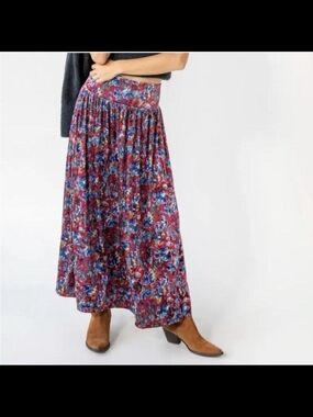 Natural Life Floral Lisa Velvet Maxi Skirt size XS